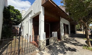 CASA VENTA FLORIDA 4 AMBIENTES PATIO APTO CRÉDITO