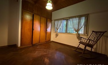 CASA VENTA FLORIDA 4 AMBIENTES PATIO APTO CRÉDITO