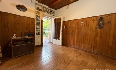 CASA VENTA FLORIDA 4 AMBIENTES PATIO APTO CRÉDITO