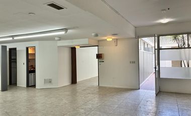 Oficina / Local en Alquiler GRANDE – San Lorenzo, entre Belgrano y Perú, Ciudad de Mendoza