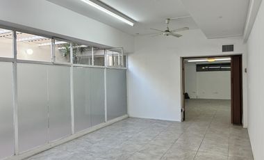 Oficina / Local en Alquiler GRANDE – San Lorenzo, entre Belgrano y Perú, Ciudad de Mendoza