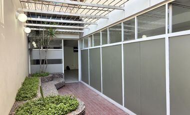 Oficina / Local en Alquiler GRANDE – San Lorenzo, entre Belgrano y Perú, Ciudad de Mendoza