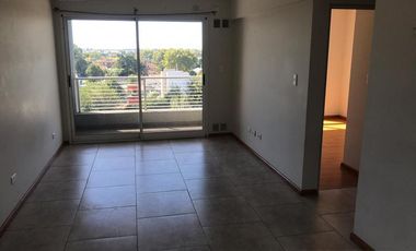 Departamento 2 Ambientes 6to piso al frente en Villa Ballester -- Con Cochera y Amenities.