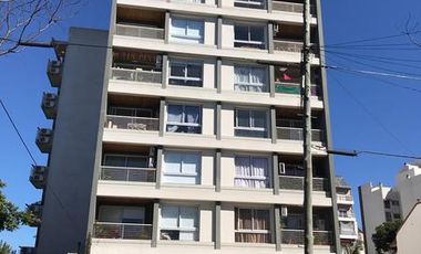 Departamento 2 Ambientes 6to piso al frente en Villa Ballester -- Con Cochera y Amenities.