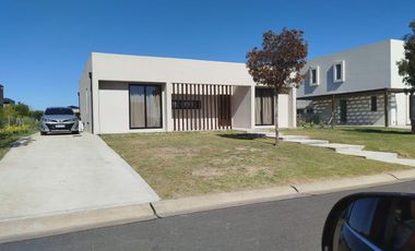 Casa en Riberas en Planta baja