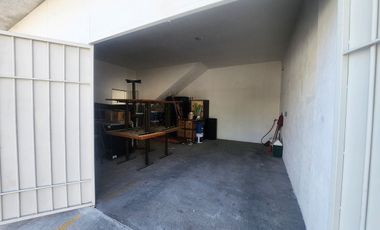 Casa con local en venta, con uso de suelo mixto tipo C