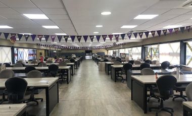 Depósito en Alquiler sobre la calle Uruguay