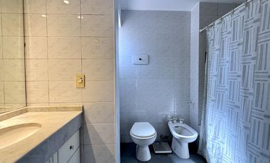 4 ambientes en venta Martinez con dependencia , cochera y 2 bauleras