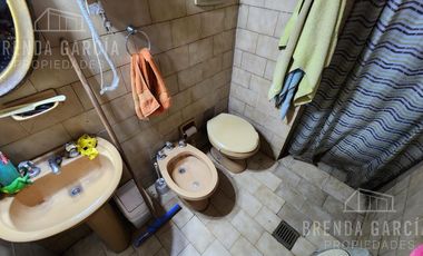 Casa En 2 Plantas En Venta En Colon Entre Ríos.