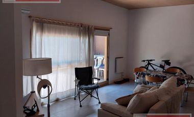Depto 2 dormitorios  con  Balcon terraza ,parrilla y cochera  a mts de calle Mendoza Maschwitz