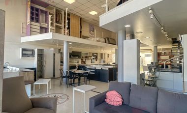 Local en Venta en Lujan, Av. Carlos Pellegrini Lujan