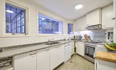 Casa en ALQUILER en La Lucila