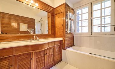 Casa en ALQUILER en La Lucila