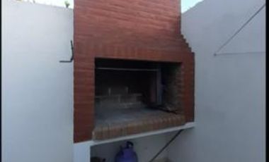 Excelente Chalet, Platanos