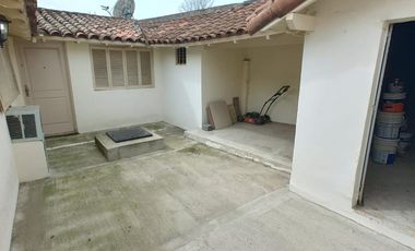 Excelente Chalet, Platanos