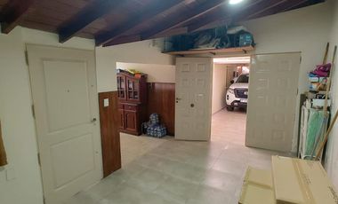 Excelente Chalet, Platanos