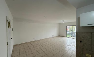 Departamento dos ambientes amplio en Alquiler en Villa Dominico