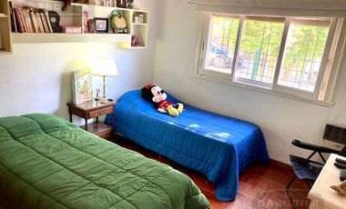 Casa - Burzaco