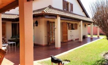 Hermoso Chalet en VENTA