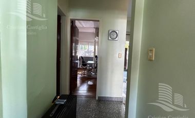 Casa 4 Ambientes de 2 Plantas, con Jardin, Balcón y Terraza en Florida