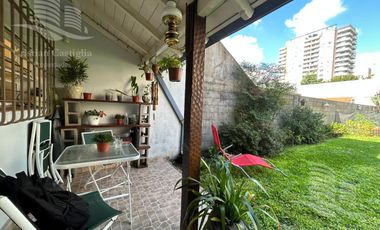 Casa 4 Ambientes de 2 Plantas, con Jardin, Balcón y Terraza en Florida