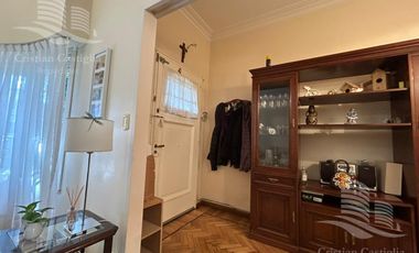 Casa 4 Ambientes de 2 Plantas, con Jardin, Balcón y Terraza en Florida
