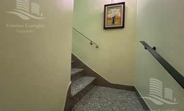 Casa 4 Ambientes de 2 Plantas, con Jardin, Balcón y Terraza en Florida