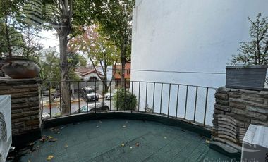 Casa 4 Ambientes de 2 Plantas, con Jardin, Balcón y Terraza en Florida