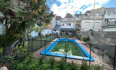 Casa 4 Ambientes de 2 Plantas, con Jardin, Balcón y Terraza en Florida