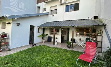 Casa 4 Ambientes de 2 Plantas, con Jardin, Balcón y Terraza en Florida