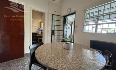 Casa 4 Ambientes de 2 Plantas, con Jardin, Balcón y Terraza en Florida