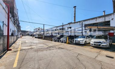 Depósito de 365 M2 - Predio con seguridad Munro