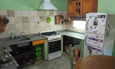 Casa - Burzaco
