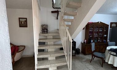 Vendo casa Av.Playa Villa del Mar Col.Militar Marte Iztacalco Cdmx