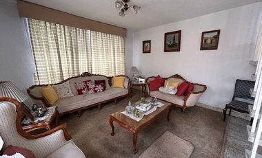 Vendo casa Av.Playa Villa del Mar Col.Militar Marte Iztacalco Cdmx