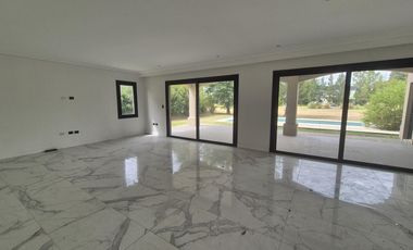 Casa 5 ambientes VENTA Saint Thomas Canning