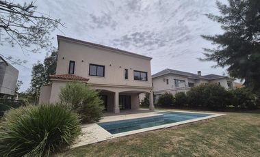 Casa 5 ambientes VENTA Saint Thomas Canning