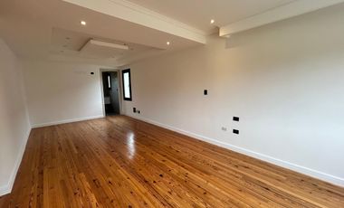 Casa 5 ambientes VENTA Saint Thomas Canning