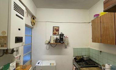 Departamento 3 ambientes en venta en Florida, próximo a estación.