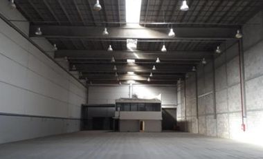Depósito en  Alquiler en el Complejo San Eduardo