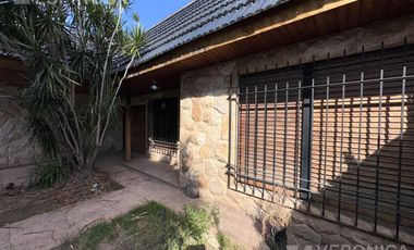 Casa en venta en Moron