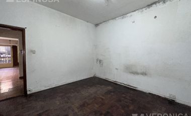 Casa en venta en Moron