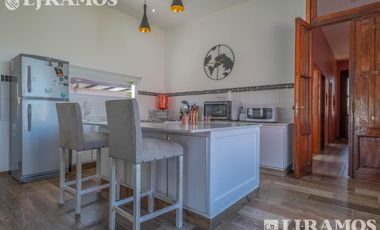 VENTA en  San Sebastián, área 12 MB