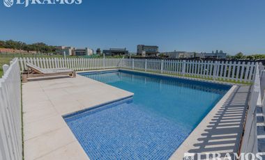 VENTA en  San Sebastián, área 12 MB