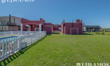 VENTA en  San Sebastián, área 12 MB