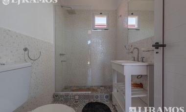 VENTA en  San Sebastián, área 12 MB