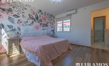 VENTA en  San Sebastián, área 12 MB