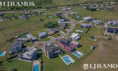 VENTA en  San Sebastián, área 12 MB