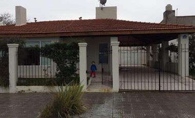 Venta Casa 3 dorm c/quincho, Las Grutas, Rio Negro