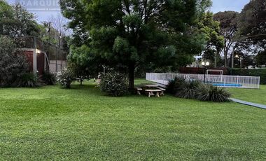 IMPECABLE QUINTA PARA EVENTOS O FIN DE SEMANA EN GLEW